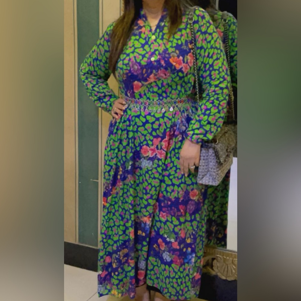 Pakistani Designer Nishat Vibrant Floral Long Sleeve Dresses 2different
